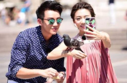 娱乐吃瓜女友分手,吃瓜女友分手，揭秘背后真相