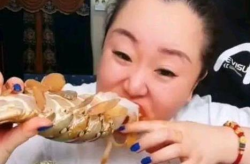 胖姐娱乐吃瓜,揭秘娱乐圈最新吃瓜事件,带你领略明星幕后故事